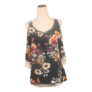 Xhilaration Black Floral Cold Shoulder Summer Blouse Crochet Trim V Neck Size XS
